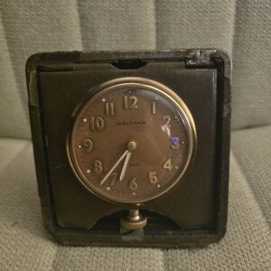 Waltham Antique Mechanical 8 Days Travel Clock *read*